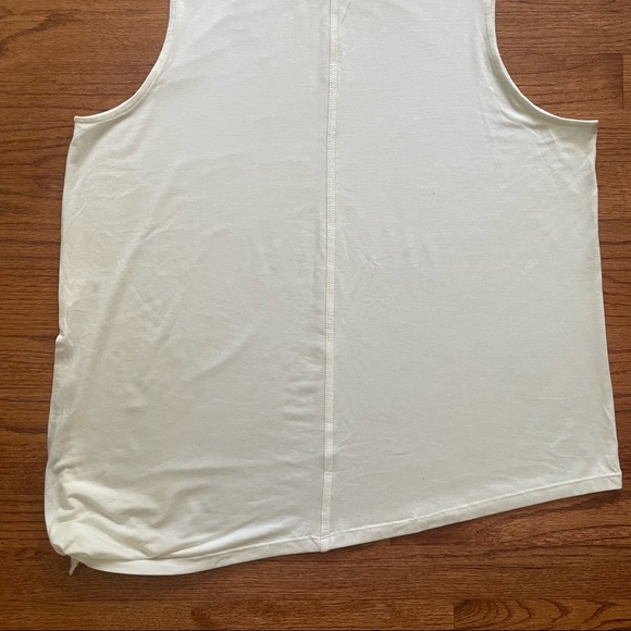 NWT Athleta Cloudlight Asymmetrical Side Tie Ivory Sleeveless Tank Top XL - Picture 9 of 13